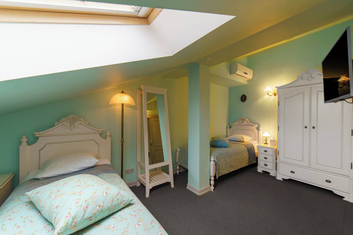 Loft Standard