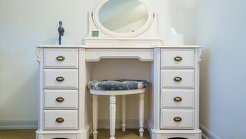 Standard Loft | Iron/ironing board, free WiFi