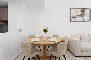 Apartment | 1 bedroom - Tranquil Escape w Balcony High-end Facilities (Dubai)