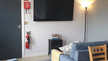 Cottage | Living area