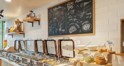 Bloom Hotel - BKC Kalina