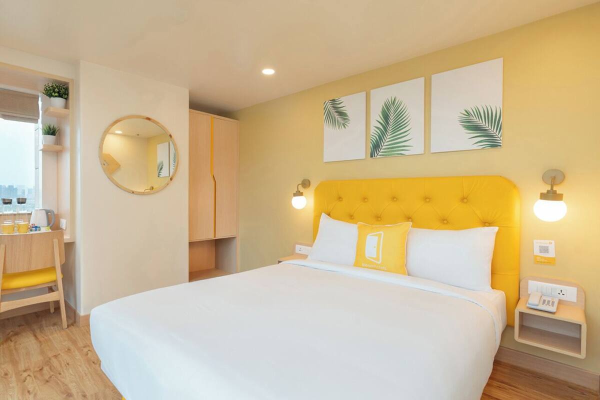 Double Room, City View | 1 bilik tidur, seterika/papan seterika, Wi-fi percuma