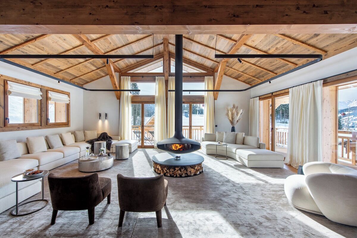 Télévision, cheminée