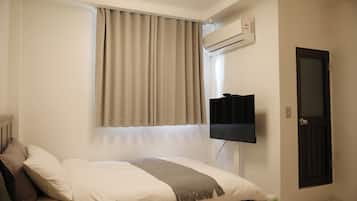 Dobbeltrom – superior | Sengetøy av topp kvalitet, skrivebord og skrivebord for bærbar PC