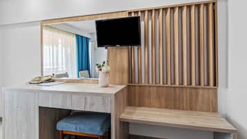Comfort Double Room, Balcony | In-room safe, desk, blackout curtains, iron/ironing board