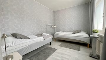 2 habitaciones, tabla de planchar con plancha y wifi gratis