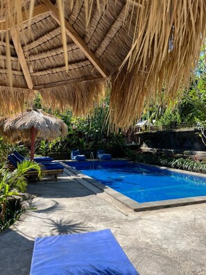 Utomhuspool