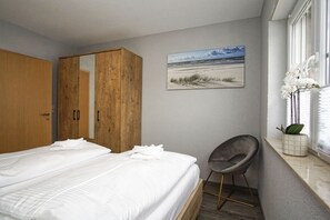 3 habitaciones, cuna de viaje y wifi gratis