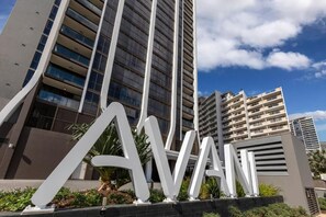 Exterior - 1BR PVTE Apt Casino Beach & Dining in Broadbeach (Gold Coast)