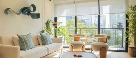 Televisio, työhuone