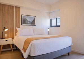 1 bedroom, desk, WiFi, bed sheets - w* | Remarkable 1BR in the Heart of San Isidro (Unknown)