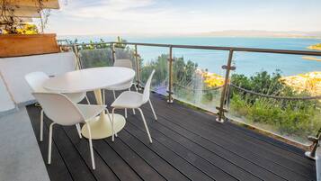 Classic Studio, Sea View | Terrace/patio