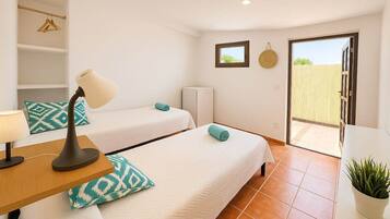 1 habitación, wifi y ropa de cama