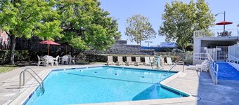 Super 8 By Wyndham Walnut Creek