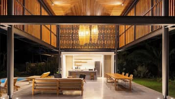 0–tuumainen taulutelevisio, jossa digitaalikanavat