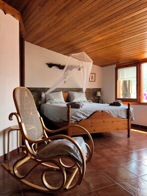 4 Schlafzimmer, Bügeleisen/Bügelbrett, WLAN, Bettwäsche