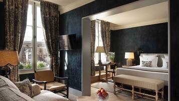 Comfort Suite, Balcony, City View