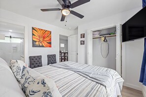 1 chambre, fer et planche à repasser, accès au Wi-Fi (inclus)