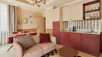 Appartamento Grand, 2 camere da letto e terrazza | Eigene Küche | Kühlschrank, Mikrowelle, Herdplatte, Espressomaschine