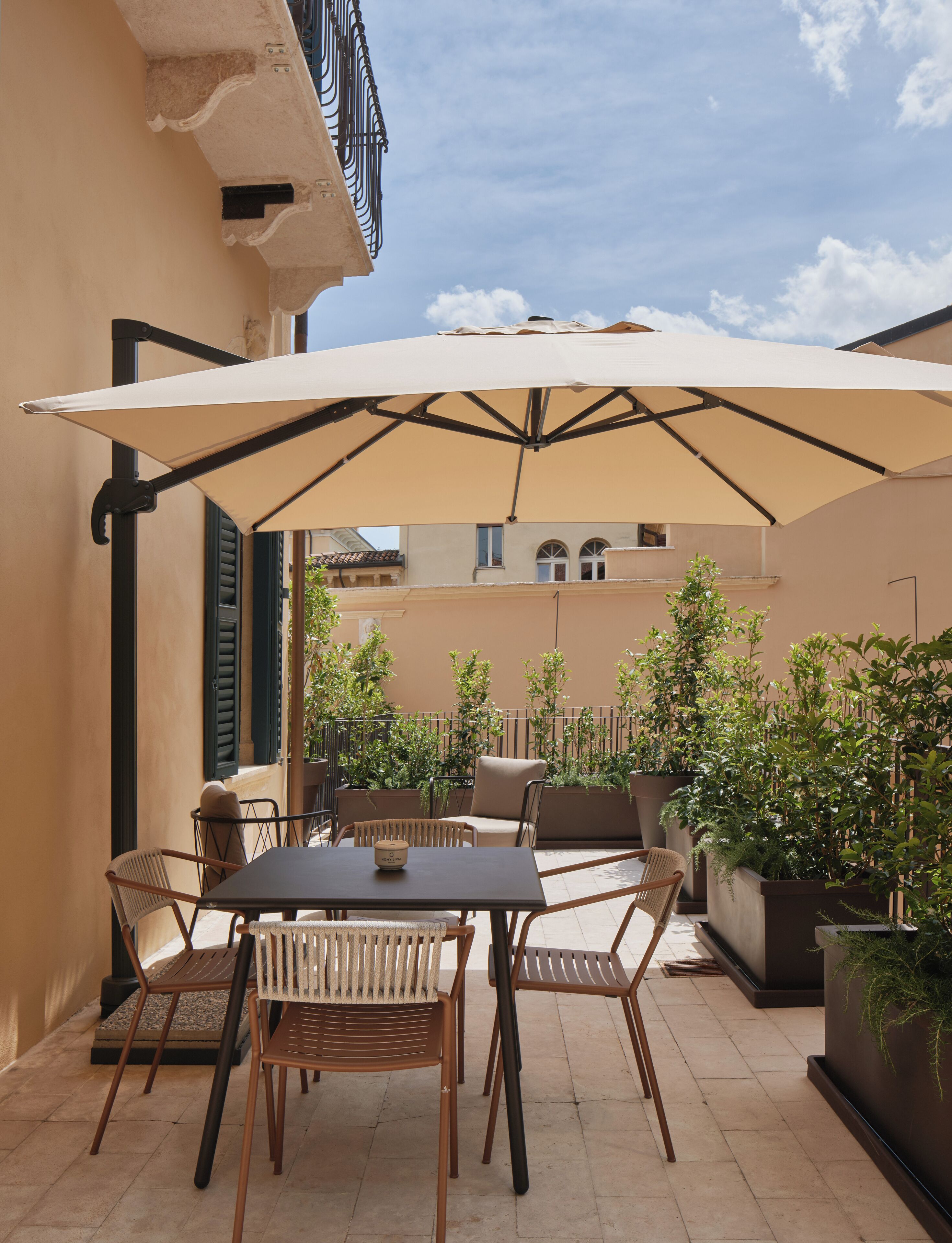 Monolocale, 1 letto king e 1 divano letto (King) e terrazza | 테라스/파티오