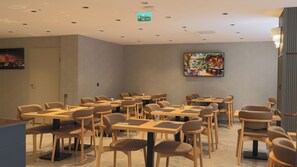 Food court