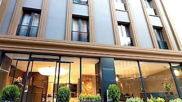 Fachada de la propiedad