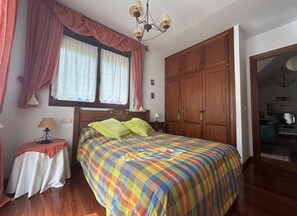 2 bedrooms, iron/ironing board, WiFi, bed sheets - Your home in Liébana – Mountain Views & Walking Distance to Potes (Ojedo)