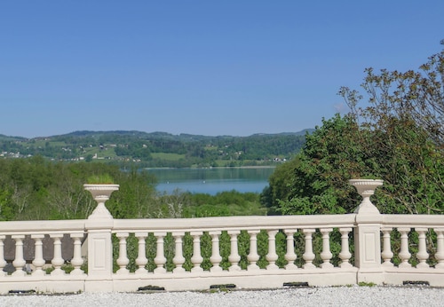 Appart au lac d'Aiguebelette et montagne