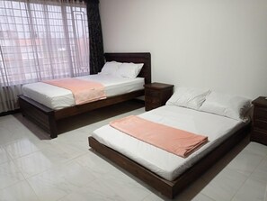 3 soverom, strykejern/-brett, wi-fi og sengetøy