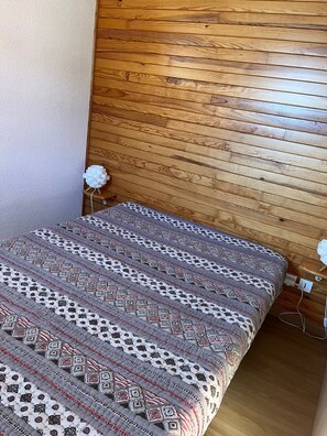 1 bedroom, iron/ironing board
