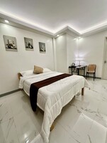 Deluxe Double Room, Private Bathroom, Partial Ocean View | Desk, laptop workspace