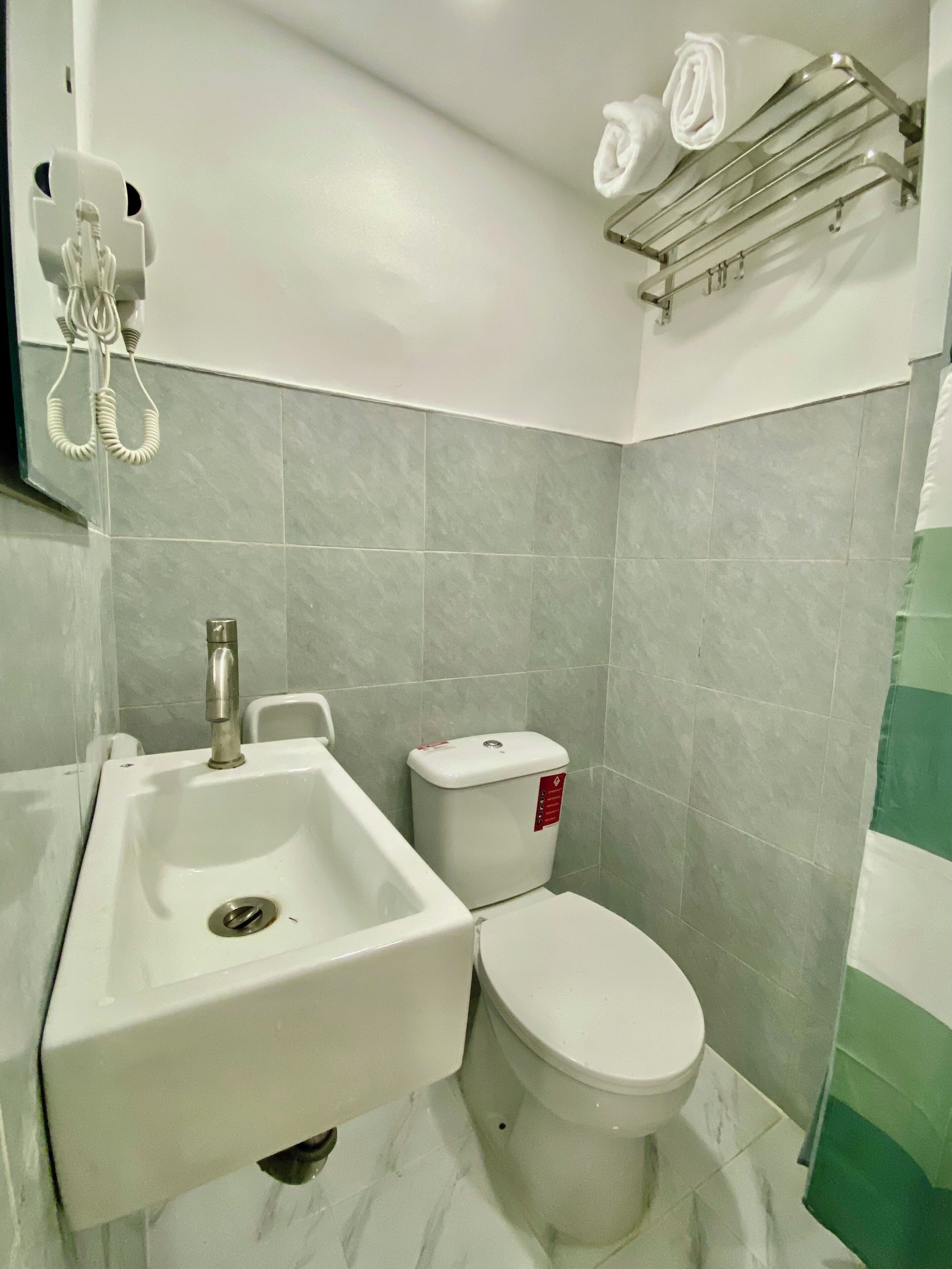 Standard Double Room | Bathroom | Shower, hair dryer, towels, soap