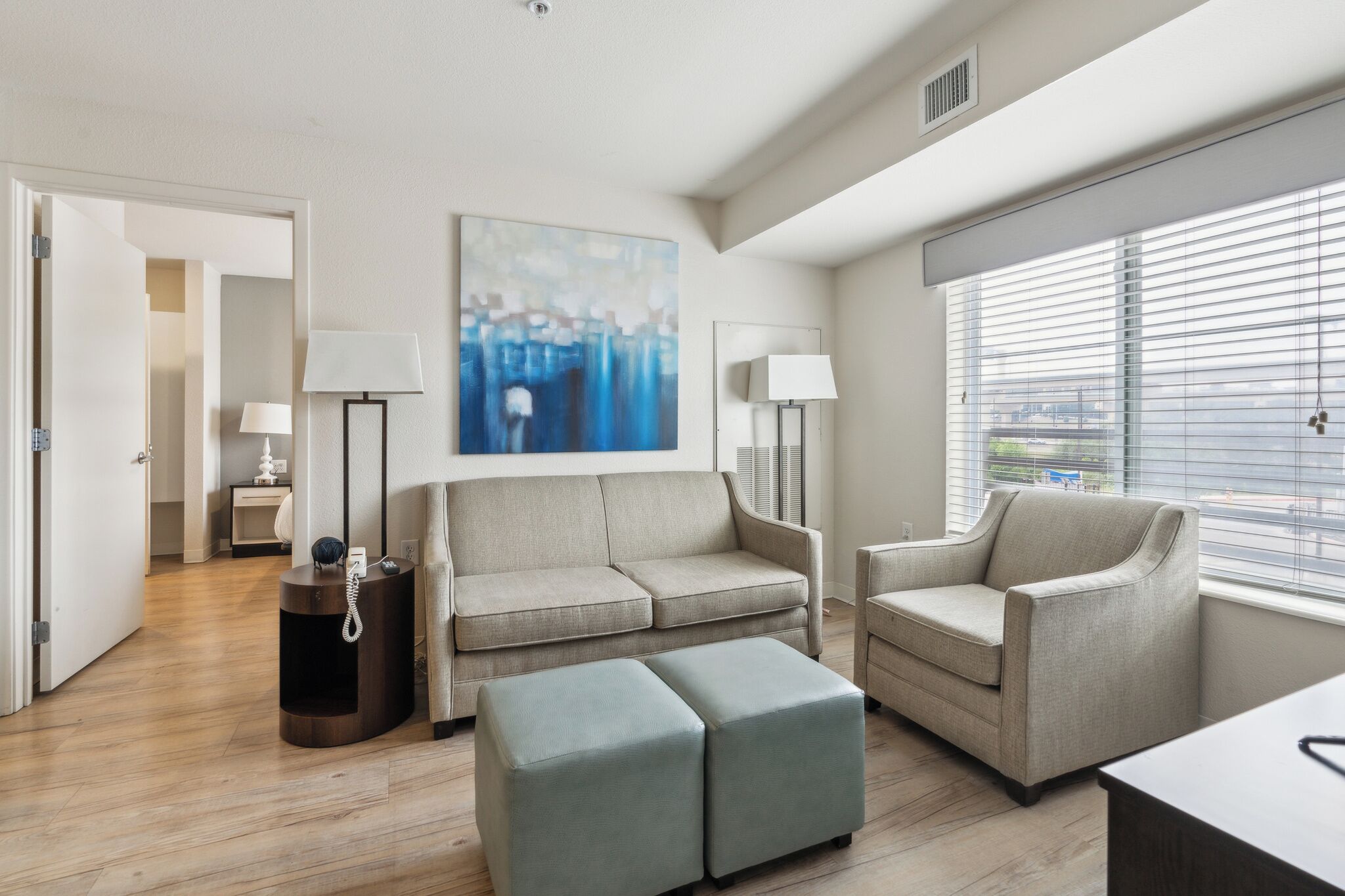 Télévision, espaces bureaux