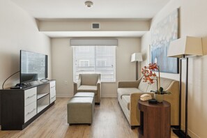 TV, offices - Simplicity At the Rim 1207 I Spacious 1 Bed 1 Bth (San Antonio)