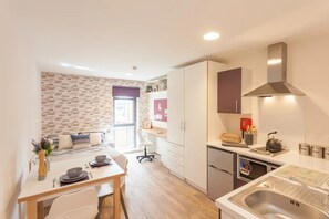 Studio, Non Smoking | Private kitchen - Student Only Roman House (Newcastle-upon-Tyne)