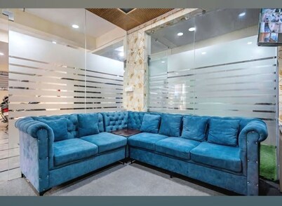 2-bedroom apartment in enjoyable Hyderabad with WiFi, AC