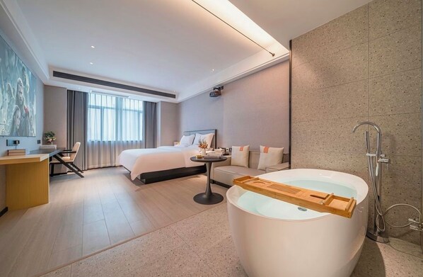 Chambre exĂ©cutive, vue sur la ville | Rideaux dâobscurcissement, systĂšme dâinsonorisation