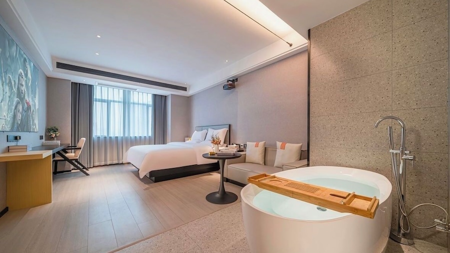 C Station Meisu Hotel