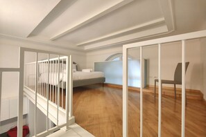 Fer et planche à repasser, Wi-Fi, draps fournis