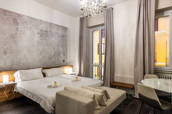 3 bedrooms, iron/ironing board, WiFi, bed sheets - Brera Apartment with Hammam (Milano)