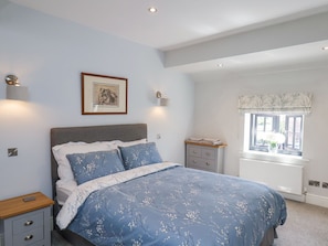 1 quarto, individualmente decorados, individualmente mobiliados