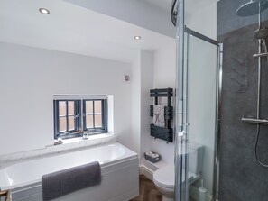 Shower - Pippin Cottage (Ripon)