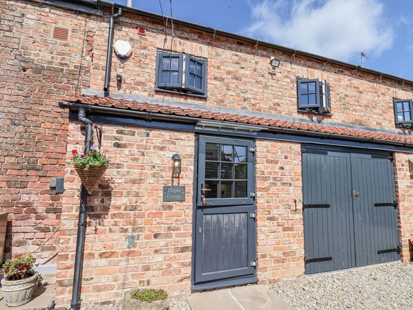 Exterior - Pippin Cottage (Ripon)