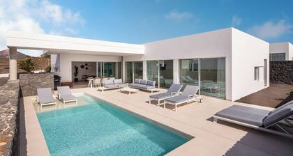 Villas Element by Villas Alondra