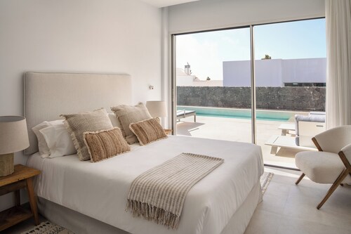 Villas Element by Villas Alondra