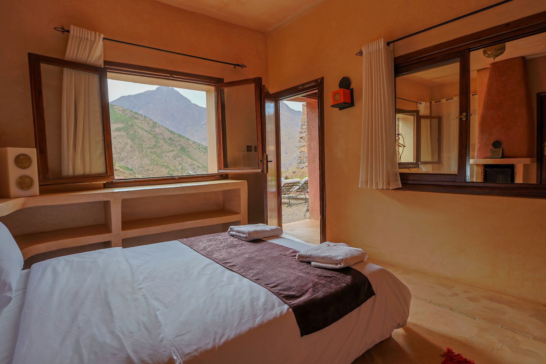 5 chambres, fer et planche à repasser, accès Internet, draps fournis