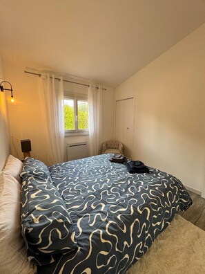 2 Schlafzimmer, Bügeleisen/Bügelbrett, WLAN, Bettwäsche