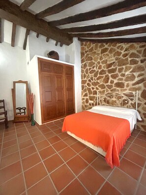 2 camere, ferro/asse da stiro, lenzuola