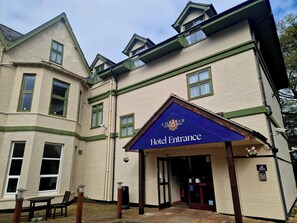 Exterior - Charter Hotel Bournemouth (Bournemouth)