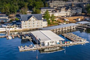 Marina - Putters Paradise-2Bed/2Bath/Grill/Firepit-10PP (Osage Beach)